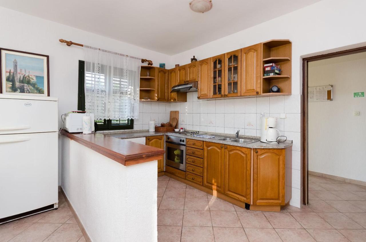 Apartments Boza Lopar Εξωτερικό φωτογραφία