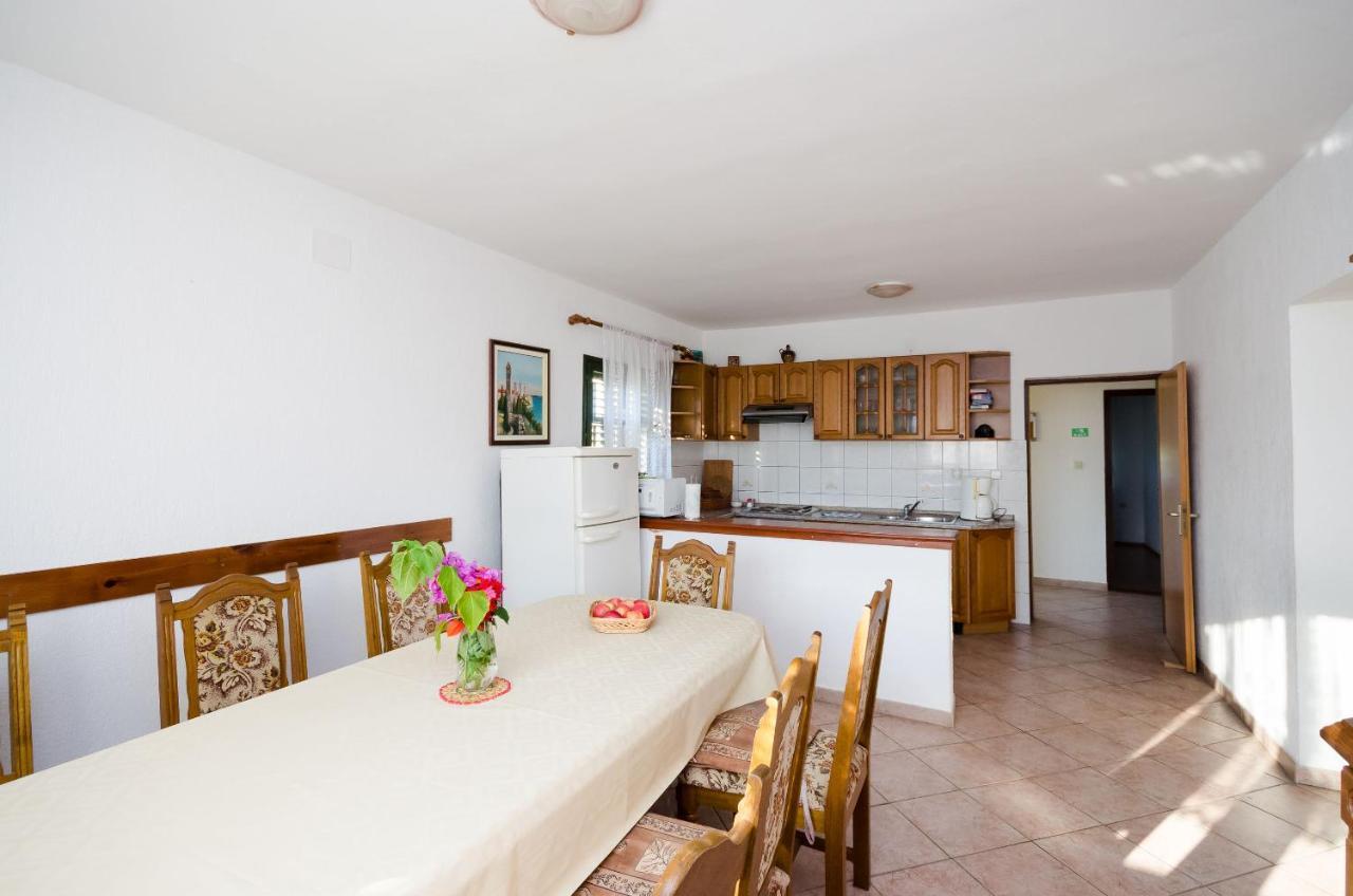 Apartments Boza Lopar Εξωτερικό φωτογραφία