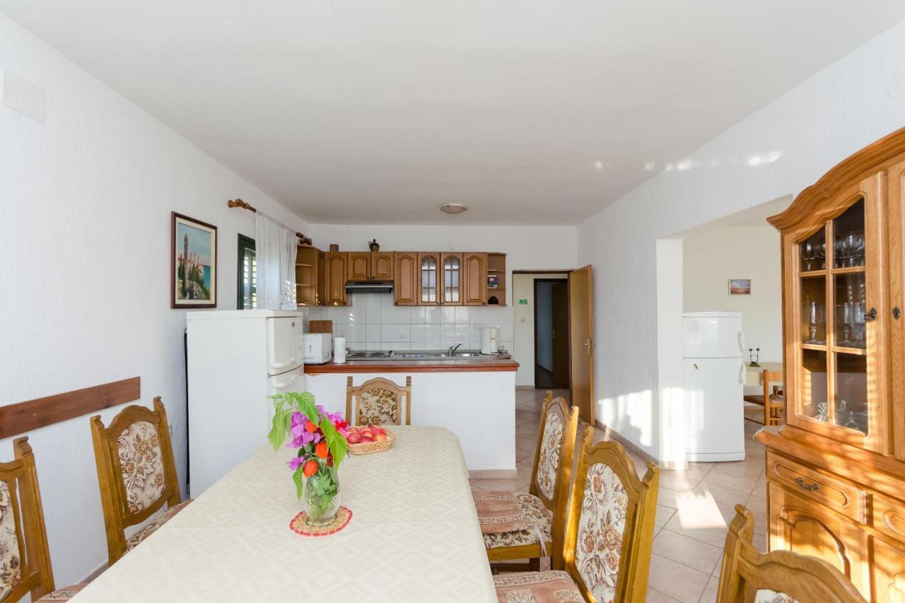 Apartments Boza Lopar Εξωτερικό φωτογραφία