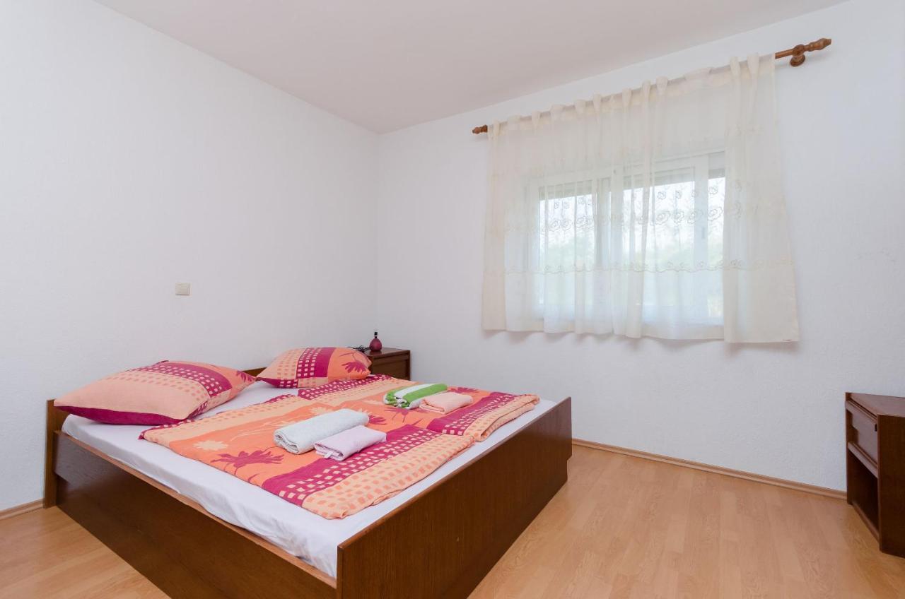 Apartments Boza Lopar Εξωτερικό φωτογραφία
